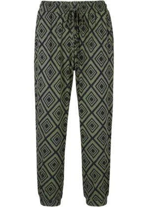 3/4 trousers with Bpc Bonprix Collection print, green