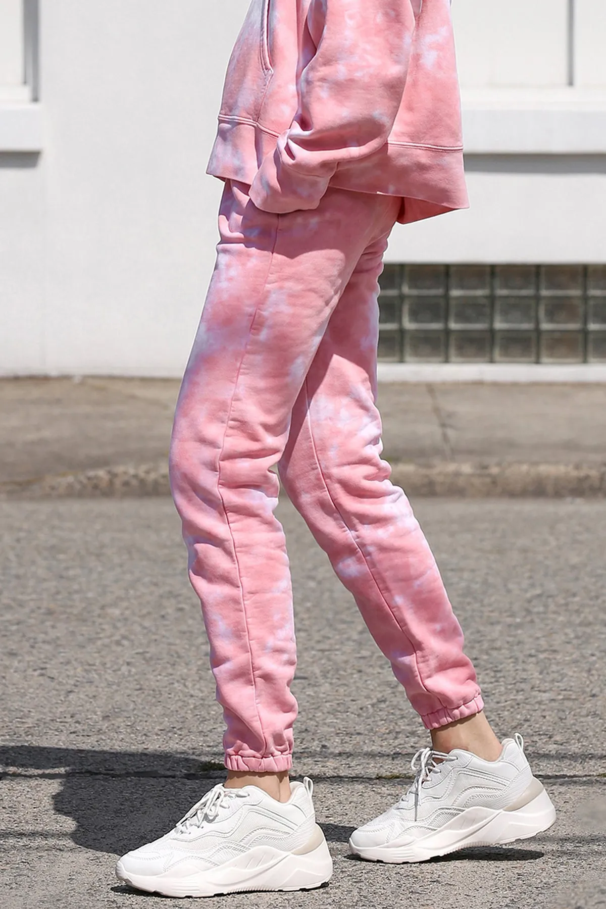 The "BRUNETTE HEARTS JUICY" Best Friend Pink Marble Tie-Dye Jogger