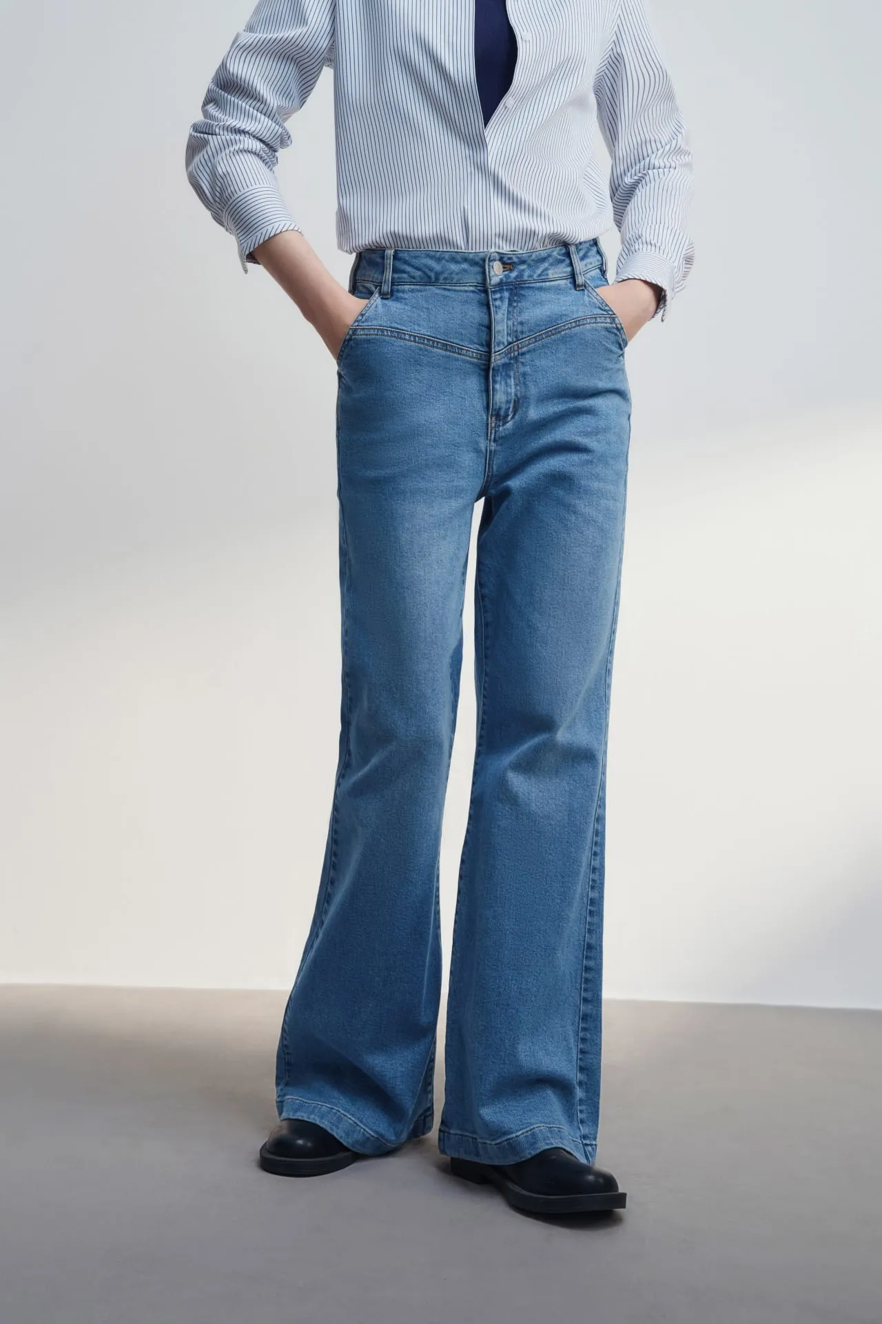 Wide Leg Jeans